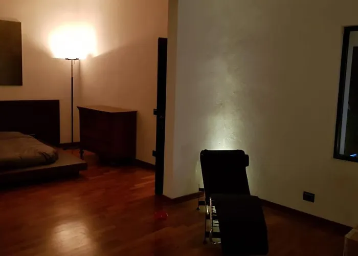 La Casa Con Piscina Riscaldata Interna Anna Luxury Garden